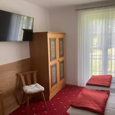 Guest house Pichlbauer 3*